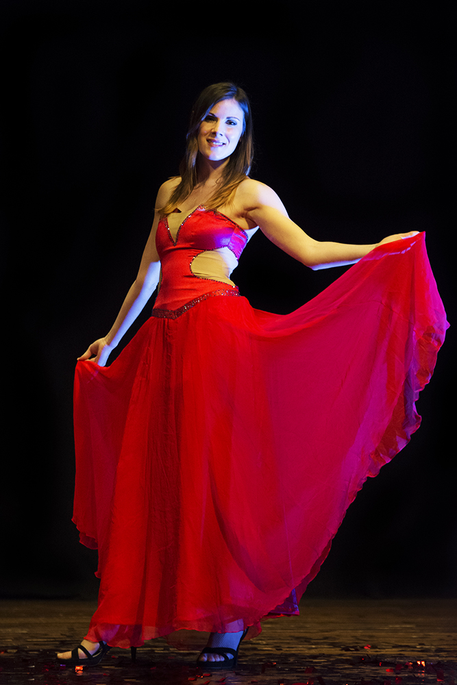 vestito-finale-trasformismo-rosso.jpg
