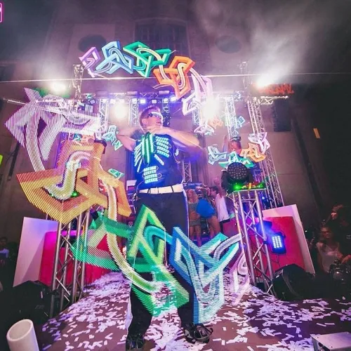 Animazione giochi LED luminosi per discoteca (1)