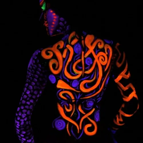 Bodypainitng NEON per discoteca ed eventi