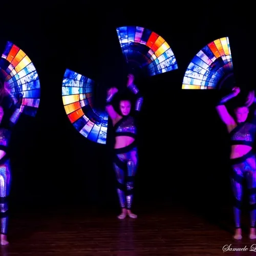 esibizione-danza-pois-pixel