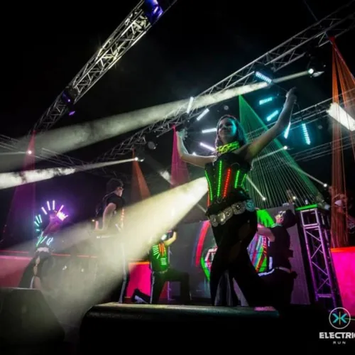 lux-arcana-electric-run-monza