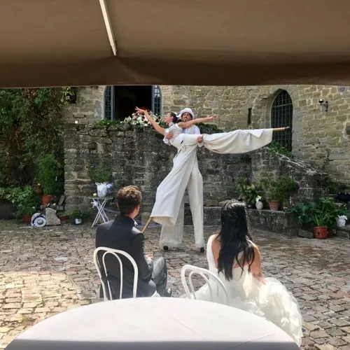 Passo-a-due-danza-su-trampoli