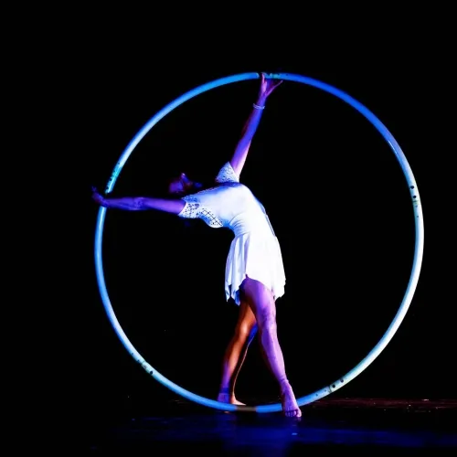 Ruota CYR spettacolo aziendale