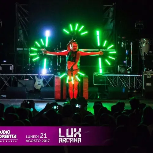 santa-viola-show-led-lux-arcana