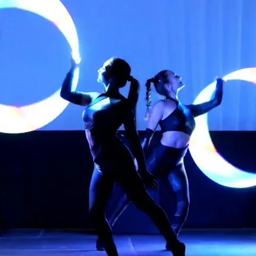 spettacolo aziendale con luice led Hula Hoop