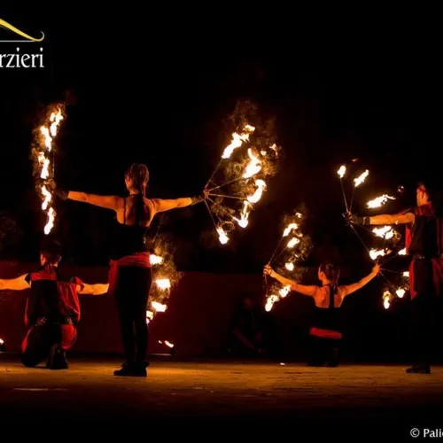 Spettacolo di fuoco medievale