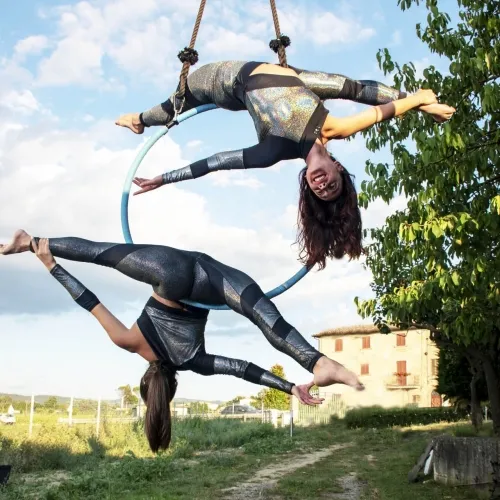 spettacolo esibizione Duo di Danza Aerea