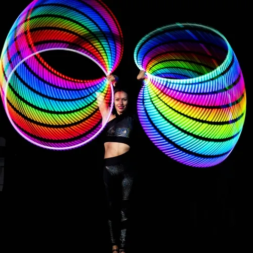 spettacolo LED con Hula Hoop