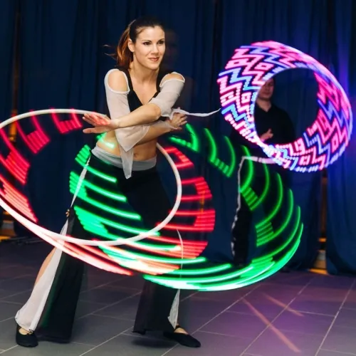 Spettacolo-luminoso-presentazione-auto (3)