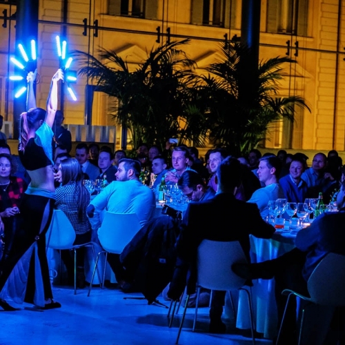 Spettacolo-led-cena-di-gala-roma evento aziendale