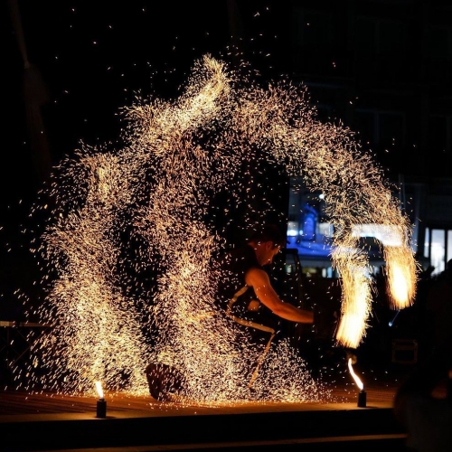 Fire-performance-with-Sparks
